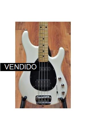 Musicman Sterling 4HS White Musicman Sterling 4HS White